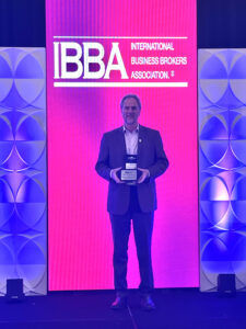 Kevin F. Murray Honored with Chairman’s Circle Award at 2025 IBBA Conference