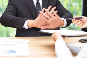 When to Walk Away From a Buyer
